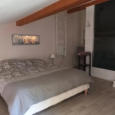 T2 Au Coeur Du Village Apartment